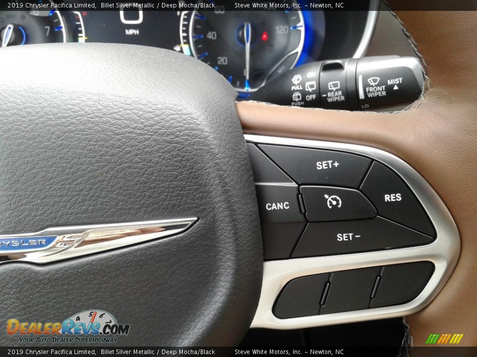 2019 Chrysler Pacifica Limited Steering Wheel Photo #27