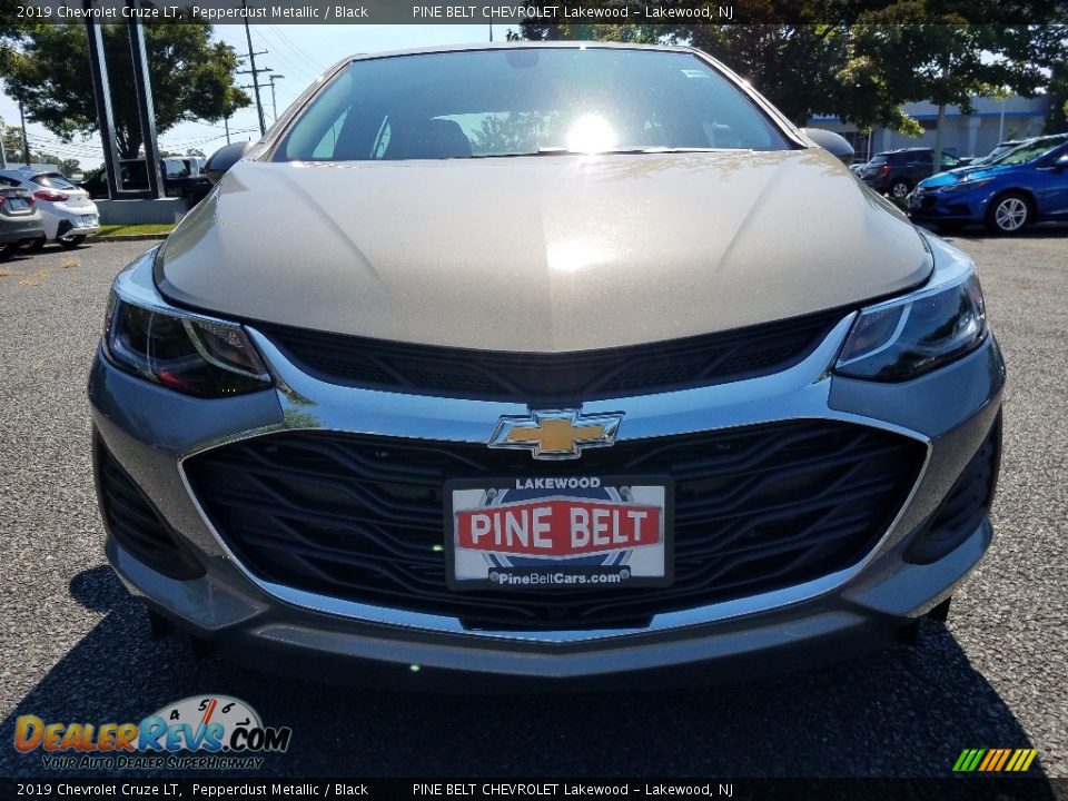 2019 Chevrolet Cruze LT Pepperdust Metallic / Black Photo #2