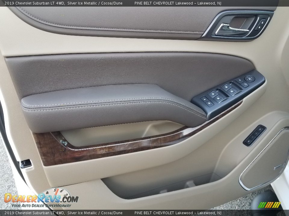 2019 Chevrolet Suburban LT 4WD Silver Ice Metallic / Cocoa/Dune Photo #8