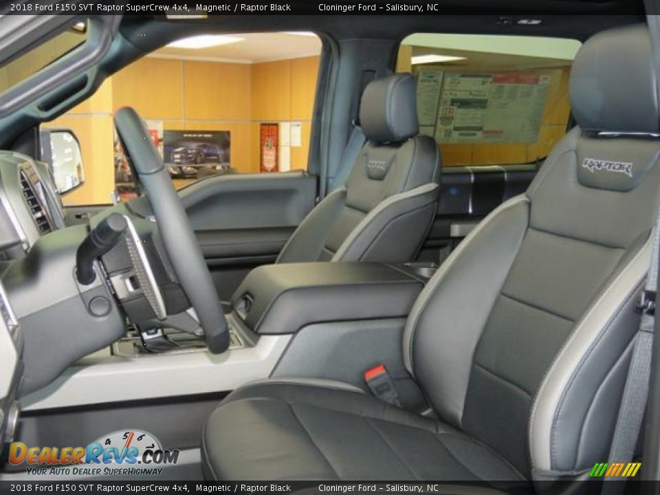 Front Seat of 2018 Ford F150 SVT Raptor SuperCrew 4x4 Photo #8