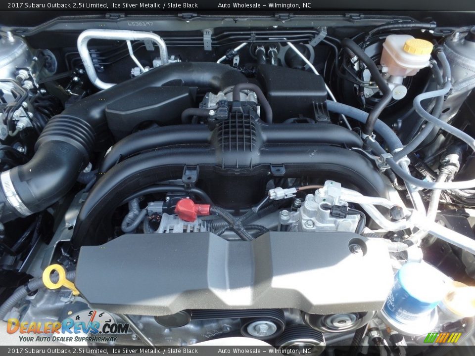 2017 Subaru Outback 2.5i Limited Ice Silver Metallic / Slate Black Photo #6