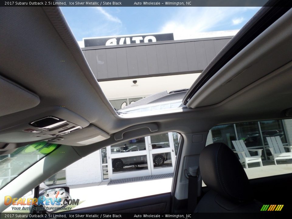 2017 Subaru Outback 2.5i Limited Ice Silver Metallic / Slate Black Photo #11