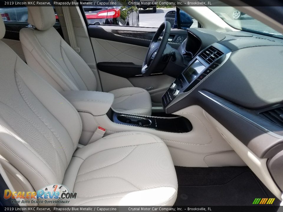 Front Seat of 2019 Lincoln MKC Reserve Photo #12