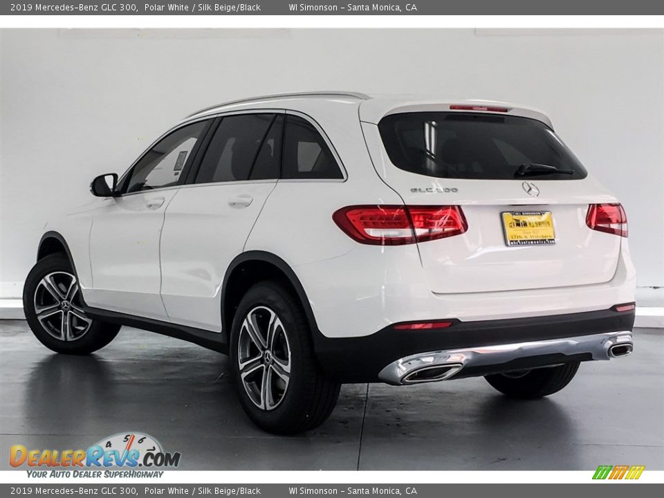2019 Mercedes-Benz GLC 300 Polar White / Silk Beige/Black Photo #2