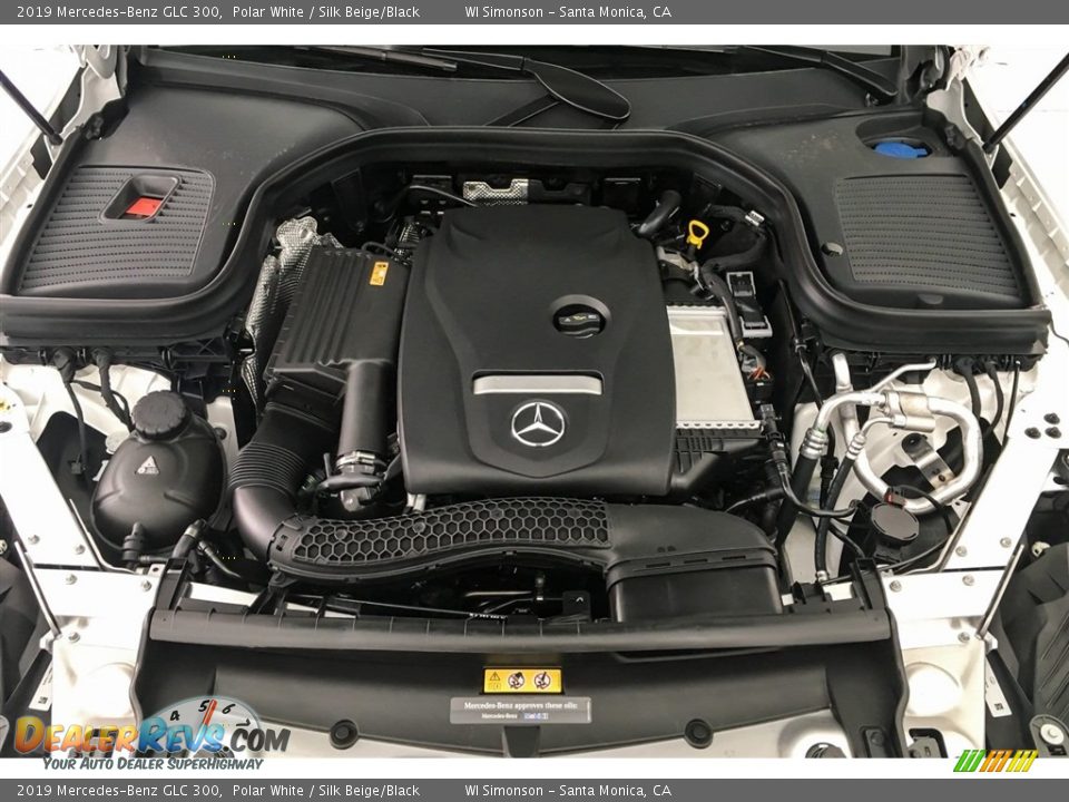 2019 Mercedes-Benz GLC 300 Polar White / Silk Beige/Black Photo #8
