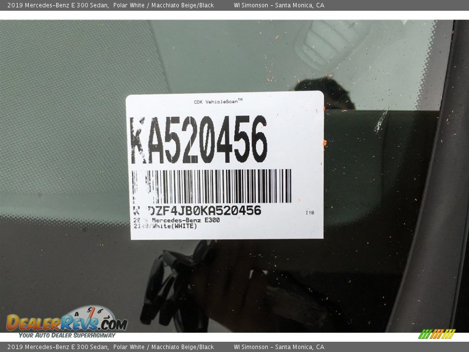 2019 Mercedes-Benz E 300 Sedan Polar White / Macchiato Beige/Black Photo #11