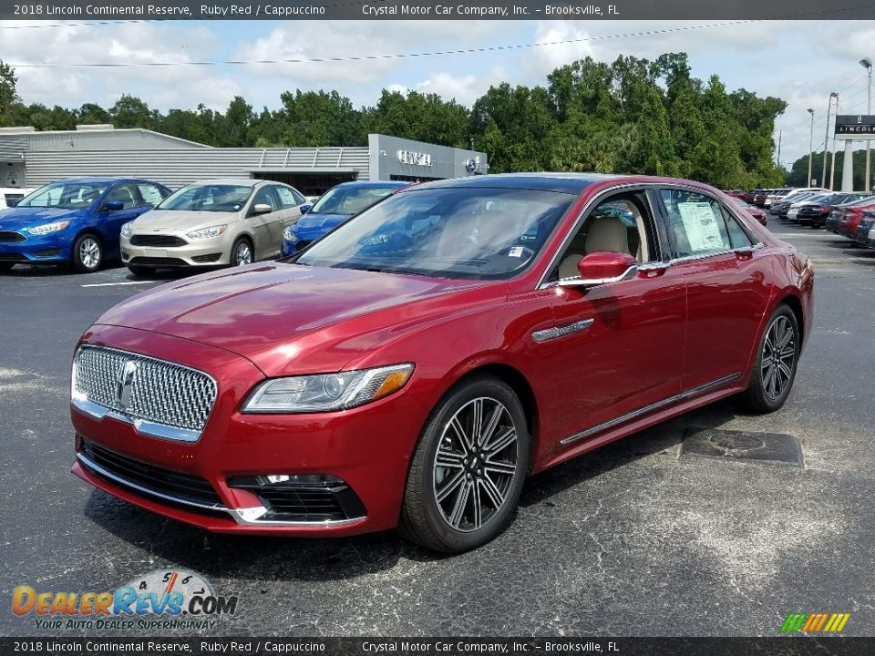 Front 3/4 View of 2018 Lincoln Continental Reserve Photo #1