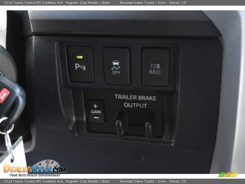 2019 Toyota Tundra SR5 CrewMax 4x4 Magnetic Gray Metallic / Black Photo #28