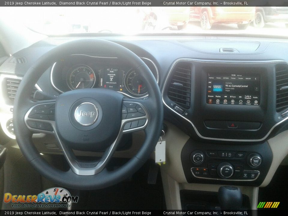 2019 Jeep Cherokee Latitude Diamond Black Crystal Pearl / Black/Light Frost Beige Photo #13