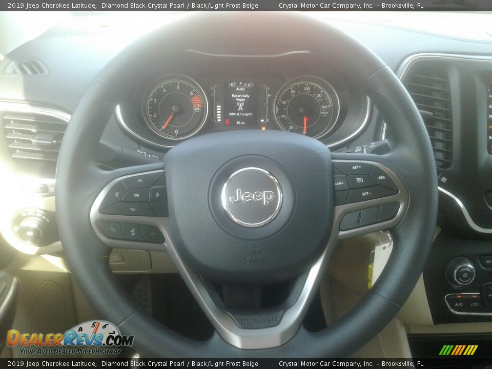 2019 Jeep Cherokee Latitude Diamond Black Crystal Pearl / Black/Light Frost Beige Photo #14