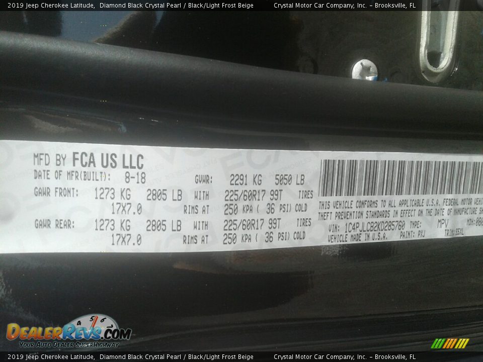 2019 Jeep Cherokee Latitude Diamond Black Crystal Pearl / Black/Light Frost Beige Photo #21