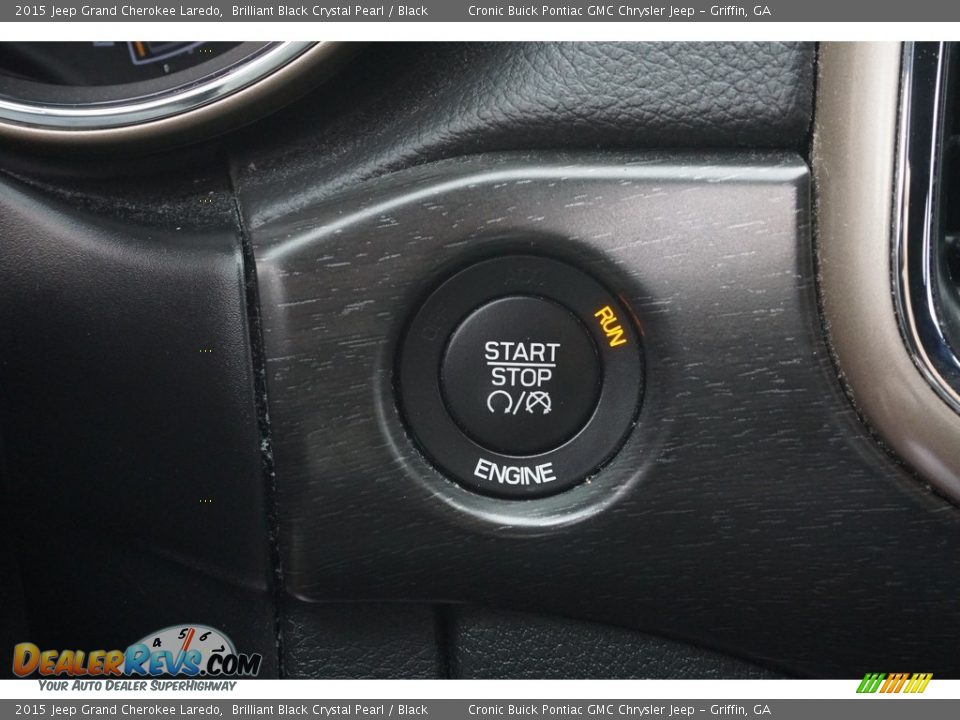 2015 Jeep Grand Cherokee Laredo Brilliant Black Crystal Pearl / Black Photo #8