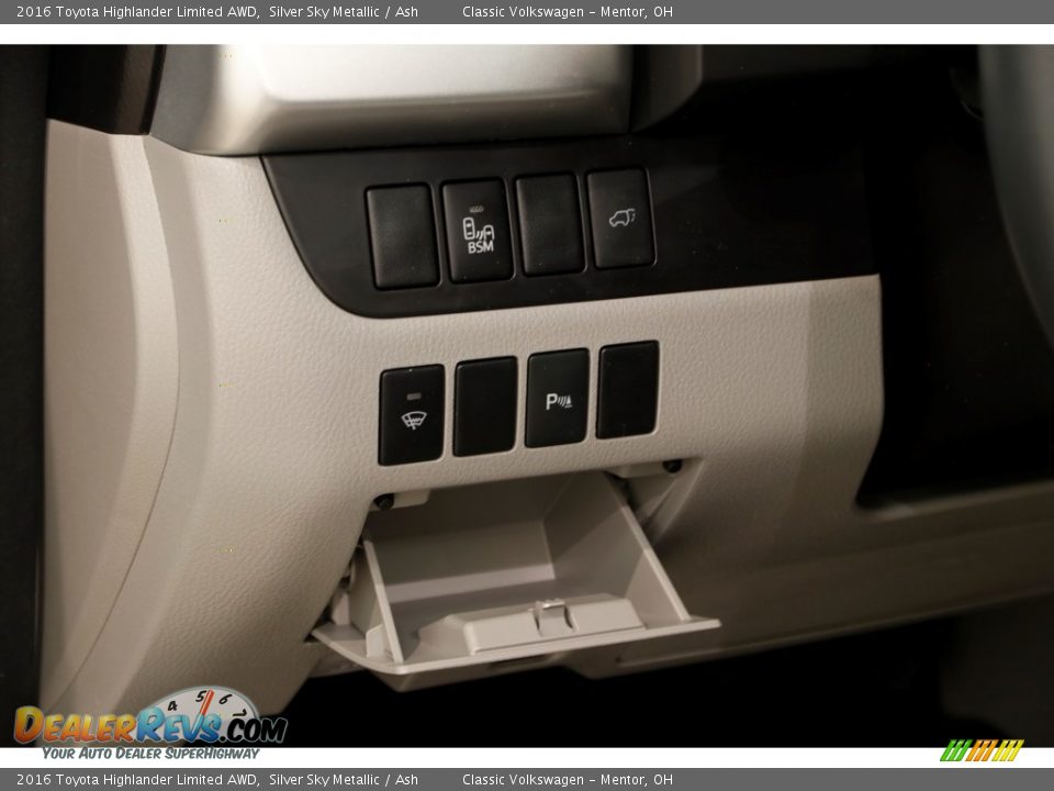 2016 Toyota Highlander Limited AWD Silver Sky Metallic / Ash Photo #5