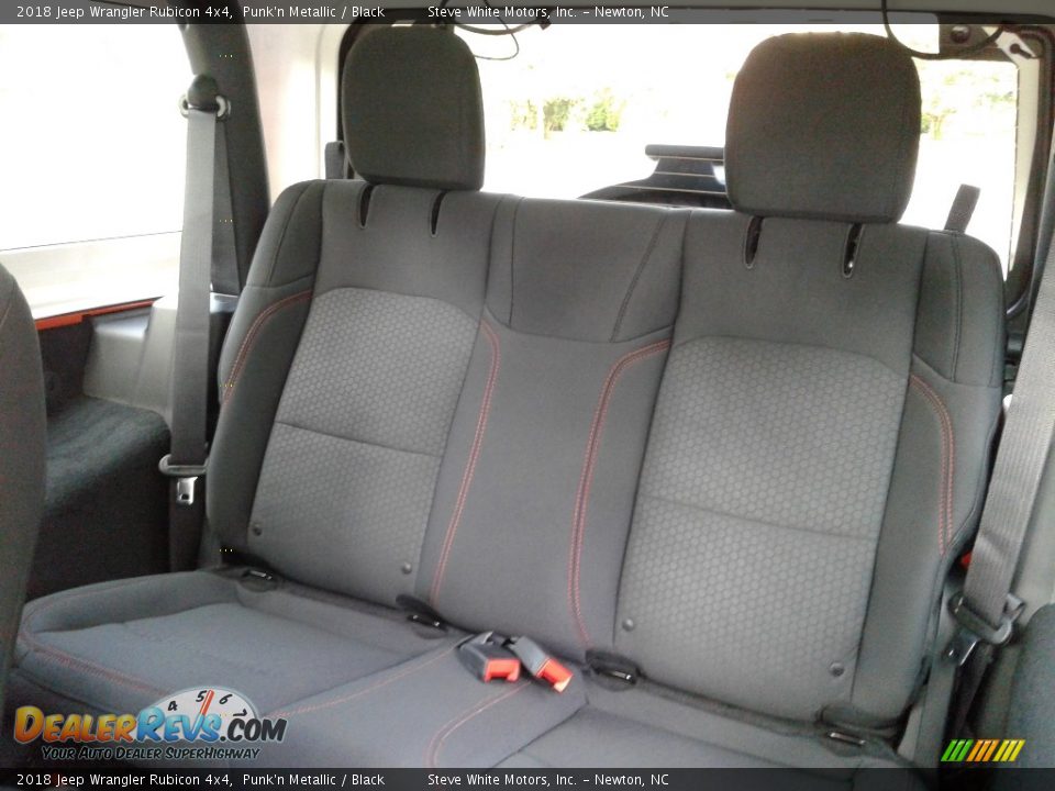 2018 Jeep Wrangler Rubicon 4x4 Punk'n Metallic / Black Photo #11