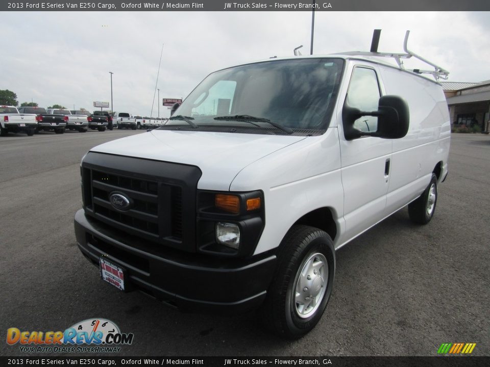 2013 Ford E Series Van E250 Cargo Oxford White / Medium Flint Photo #1