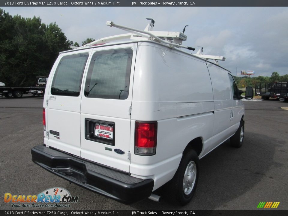 2013 Ford E Series Van E250 Cargo Oxford White / Medium Flint Photo #5