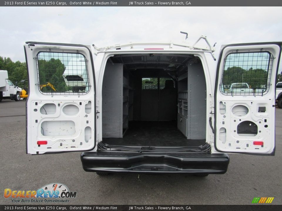 2013 Ford E Series Van E250 Cargo Oxford White / Medium Flint Photo #10