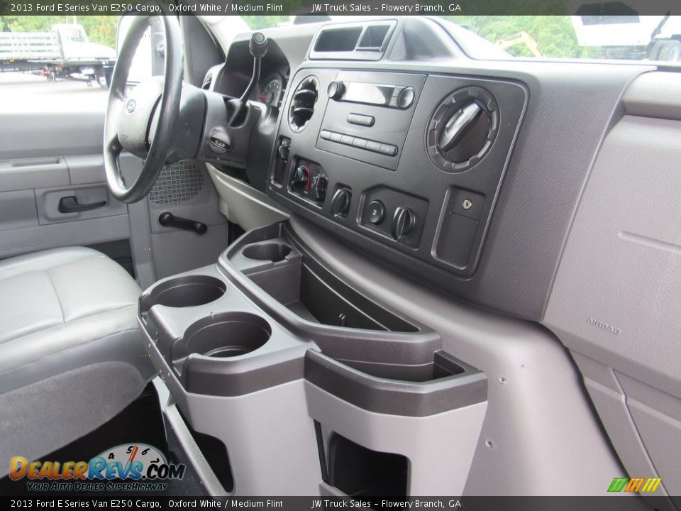 2013 Ford E Series Van E250 Cargo Oxford White / Medium Flint Photo #24