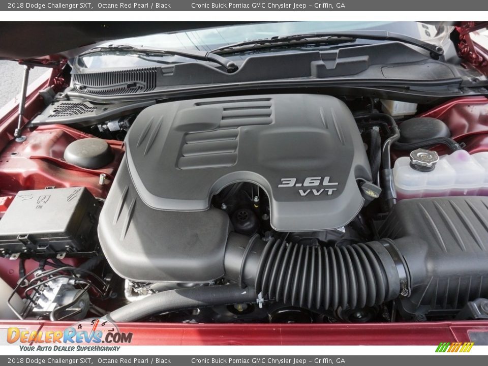 2018 Dodge Challenger SXT Octane Red Pearl / Black Photo #9