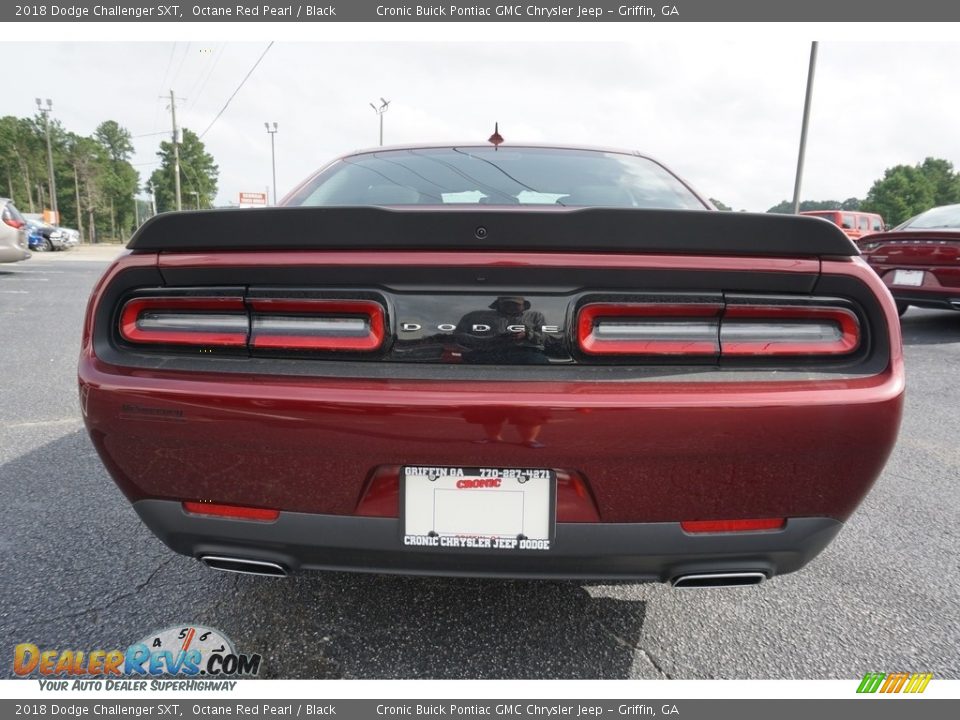 2018 Dodge Challenger SXT Octane Red Pearl / Black Photo #12