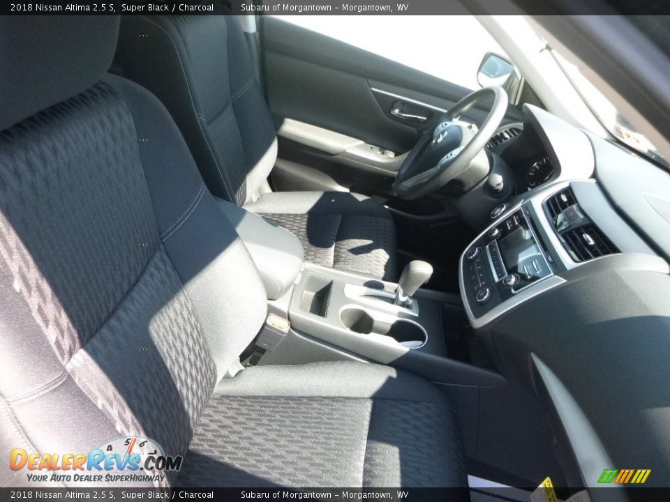 2018 Nissan Altima 2.5 S Super Black / Charcoal Photo #10