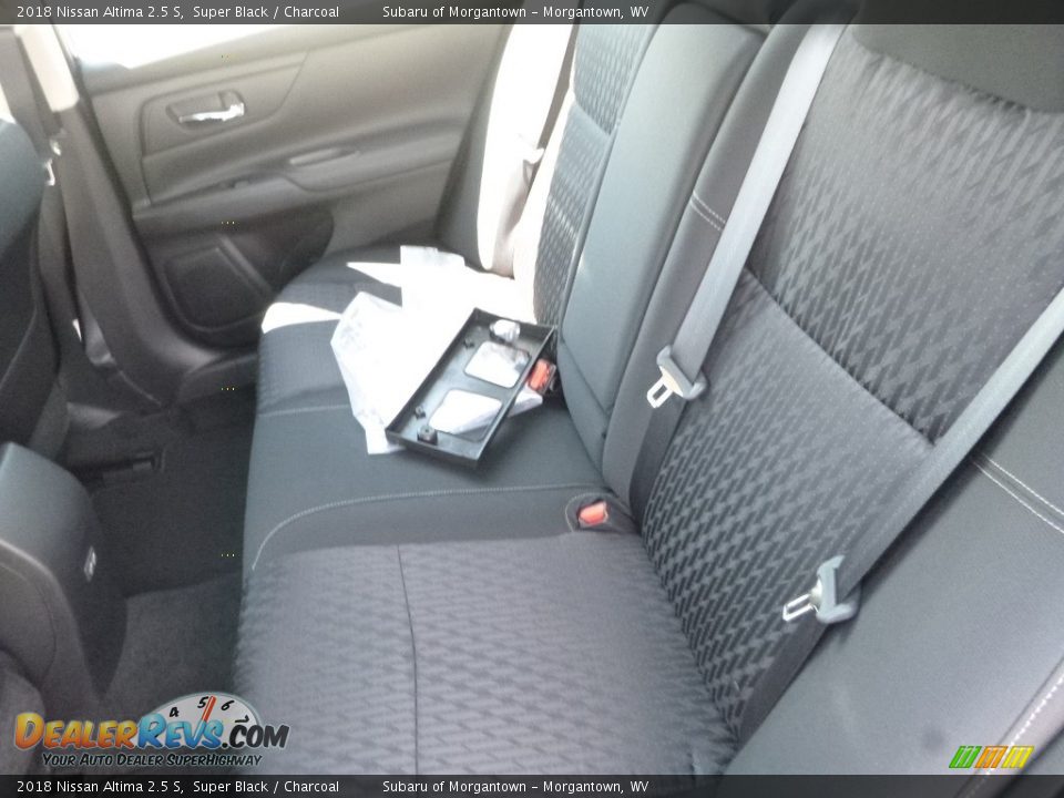 2018 Nissan Altima 2.5 S Super Black / Charcoal Photo #12