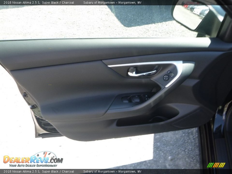 2018 Nissan Altima 2.5 S Super Black / Charcoal Photo #13
