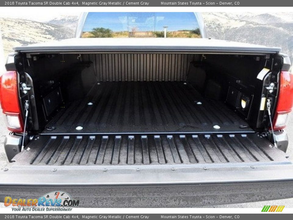 2018 Toyota Tacoma SR Double Cab 4x4 Magnetic Gray Metallic / Cement Gray Photo #30