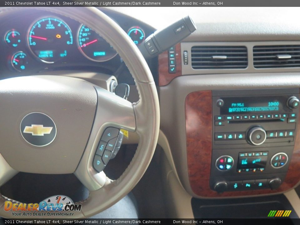 2011 Chevrolet Tahoe LT 4x4 Sheer Silver Metallic / Light Cashmere/Dark Cashmere Photo #10