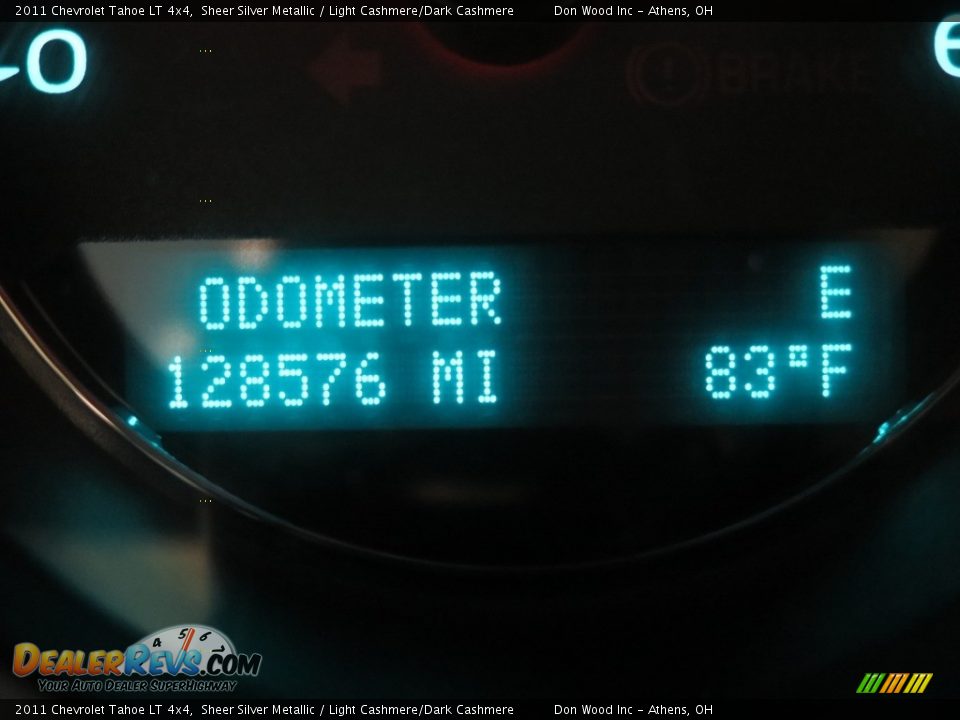 2011 Chevrolet Tahoe LT 4x4 Sheer Silver Metallic / Light Cashmere/Dark Cashmere Photo #12