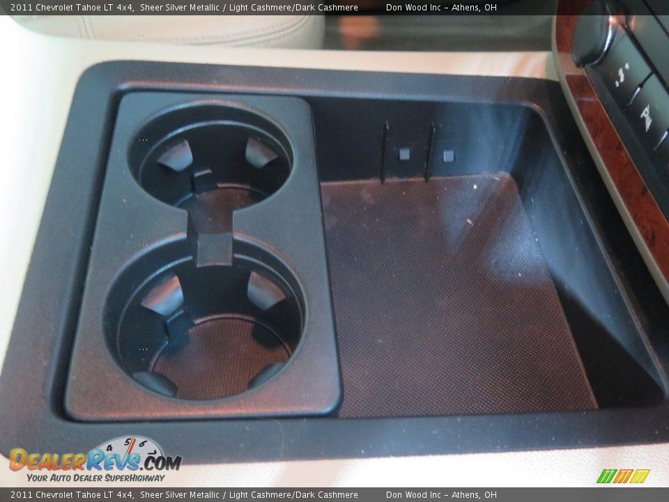 2011 Chevrolet Tahoe LT 4x4 Sheer Silver Metallic / Light Cashmere/Dark Cashmere Photo #14