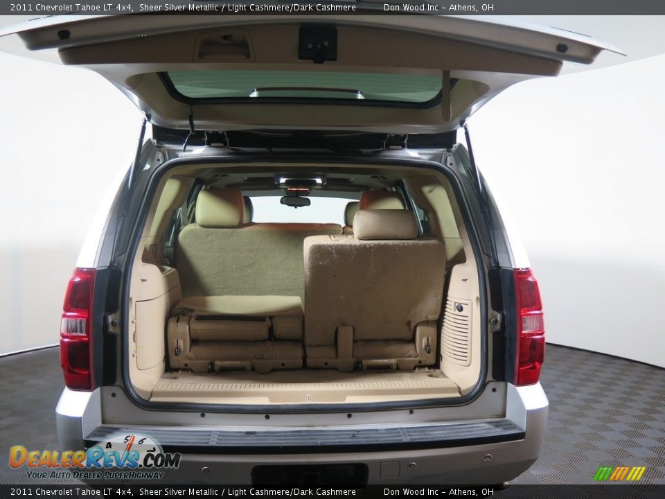 2011 Chevrolet Tahoe LT 4x4 Sheer Silver Metallic / Light Cashmere/Dark Cashmere Photo #22