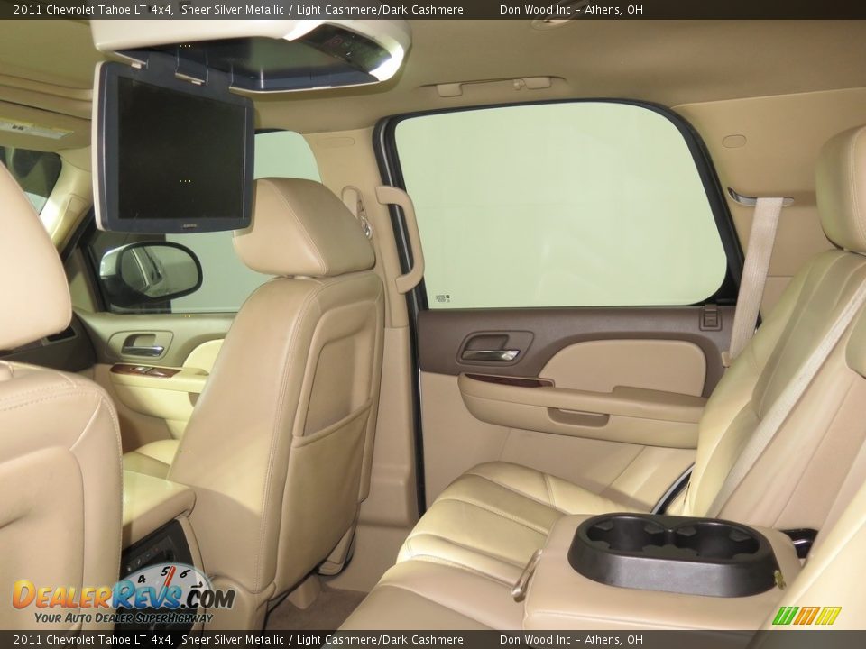 2011 Chevrolet Tahoe LT 4x4 Sheer Silver Metallic / Light Cashmere/Dark Cashmere Photo #34