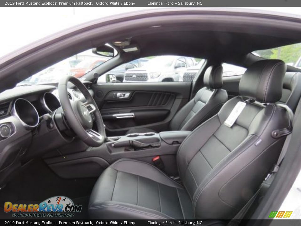 Ebony Interior - 2019 Ford Mustang EcoBoost Premium Fastback Photo #7