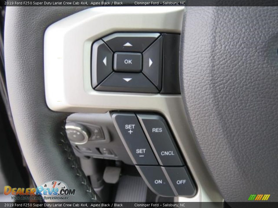 2019 Ford F250 Super Duty Lariat Crew Cab 4x4 Steering Wheel Photo #17