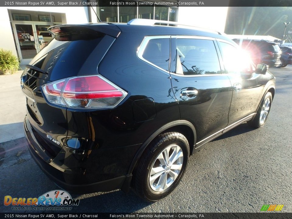 2015 Nissan Rogue SV AWD Super Black / Charcoal Photo #2