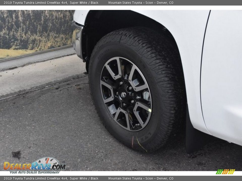 2019 Toyota Tundra Limited CrewMax 4x4 Super White / Black Photo #33