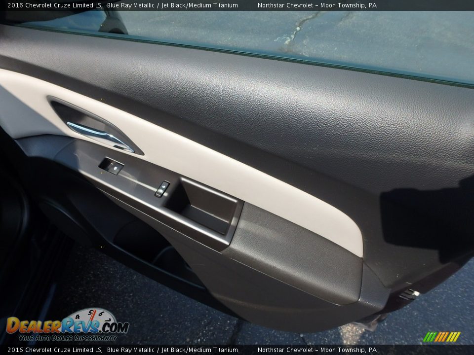2016 Chevrolet Cruze Limited LS Blue Ray Metallic / Jet Black/Medium Titanium Photo #16