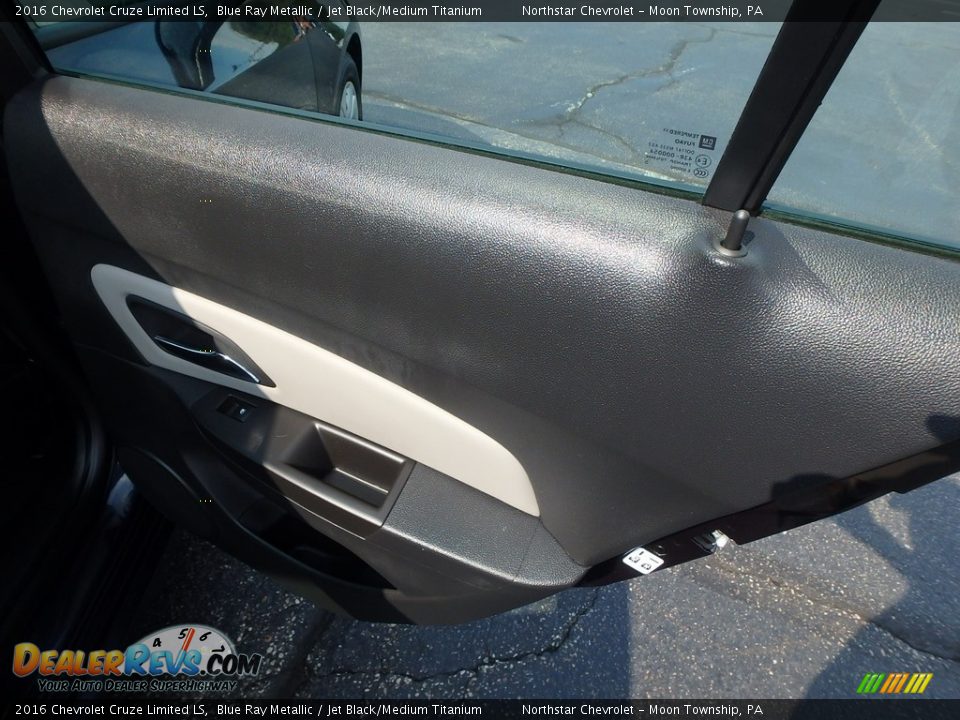 2016 Chevrolet Cruze Limited LS Blue Ray Metallic / Jet Black/Medium Titanium Photo #18