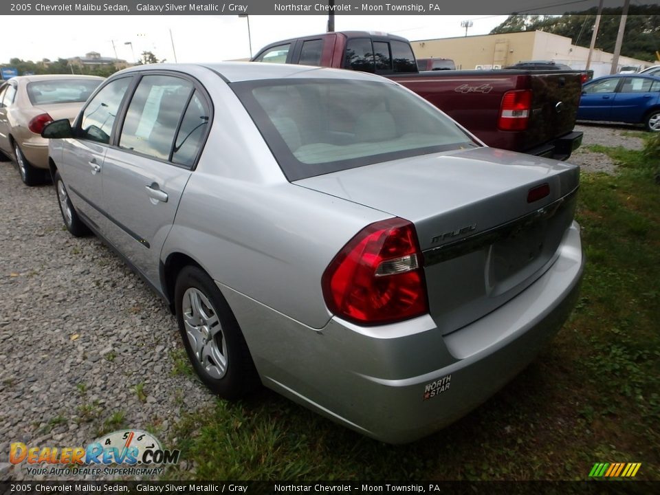 2005 Chevrolet Malibu Sedan Galaxy Silver Metallic / Gray Photo #2