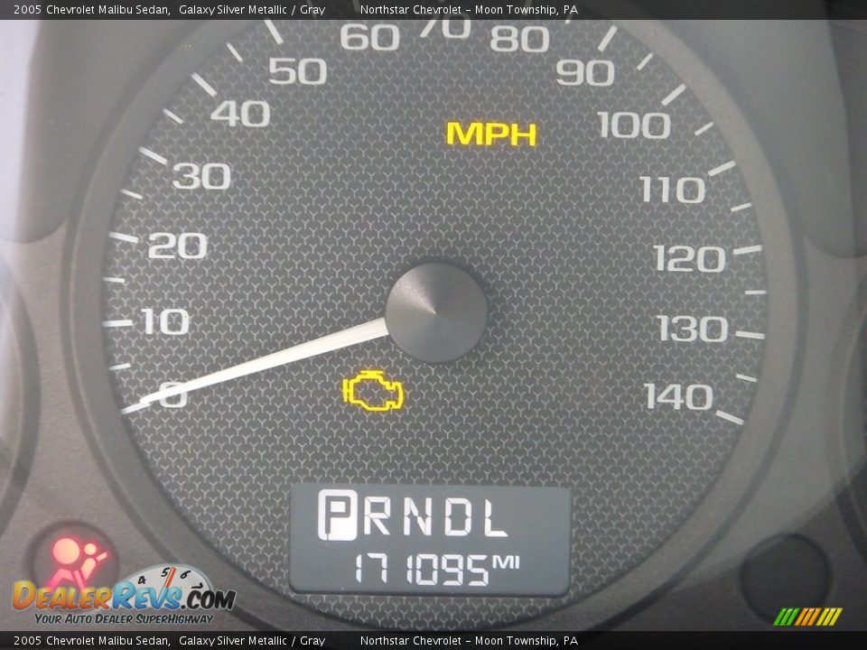 2005 Chevrolet Malibu Sedan Galaxy Silver Metallic / Gray Photo #15