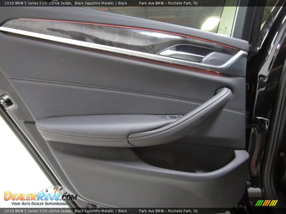 2018 BMW 5 Series 530i xDrive Sedan Black Sapphire Metallic / Black Photo #13