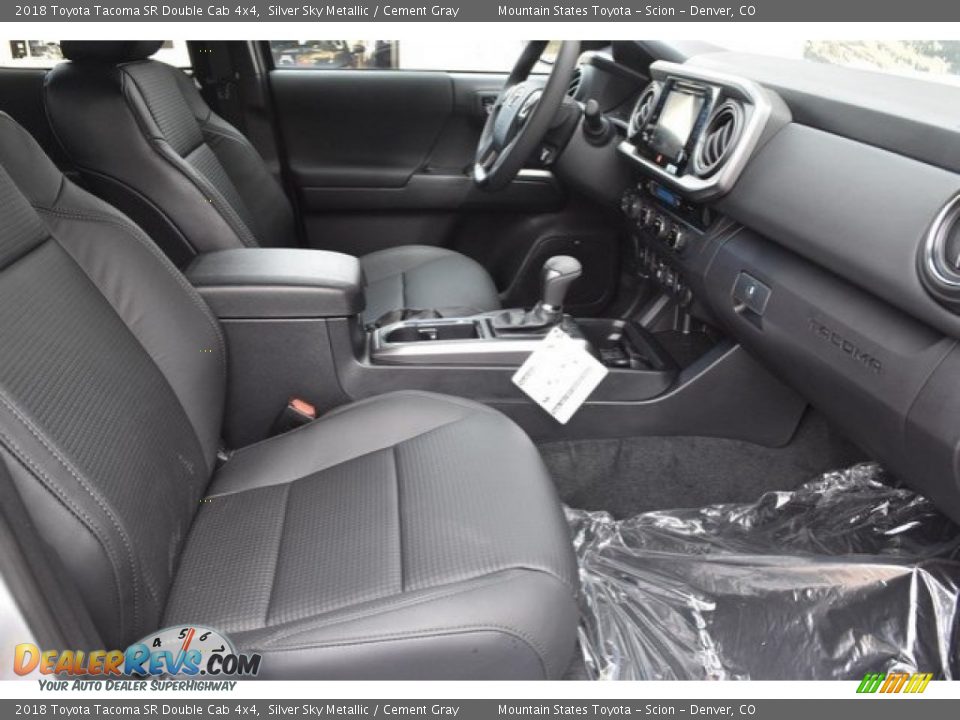 2018 Toyota Tacoma SR Double Cab 4x4 Silver Sky Metallic / Cement Gray Photo #12