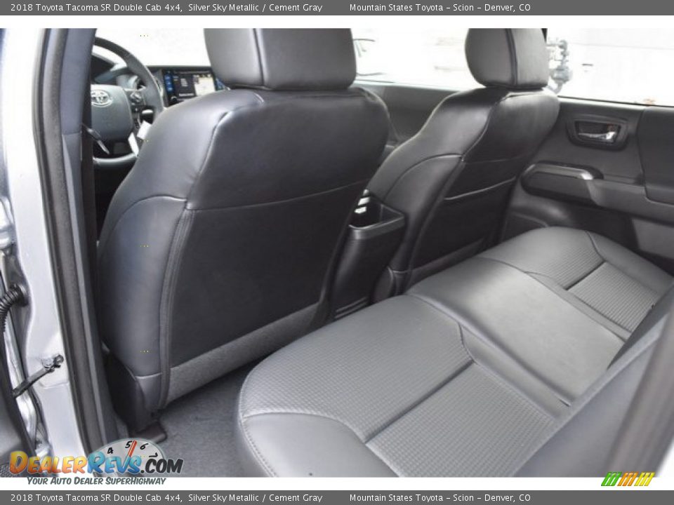 2018 Toyota Tacoma SR Double Cab 4x4 Silver Sky Metallic / Cement Gray Photo #14