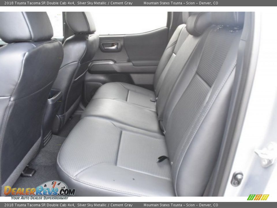 2018 Toyota Tacoma SR Double Cab 4x4 Silver Sky Metallic / Cement Gray Photo #15