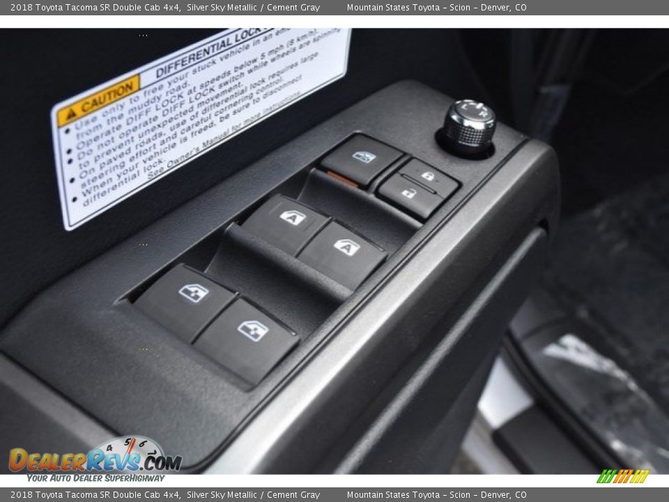 2018 Toyota Tacoma SR Double Cab 4x4 Silver Sky Metallic / Cement Gray Photo #24