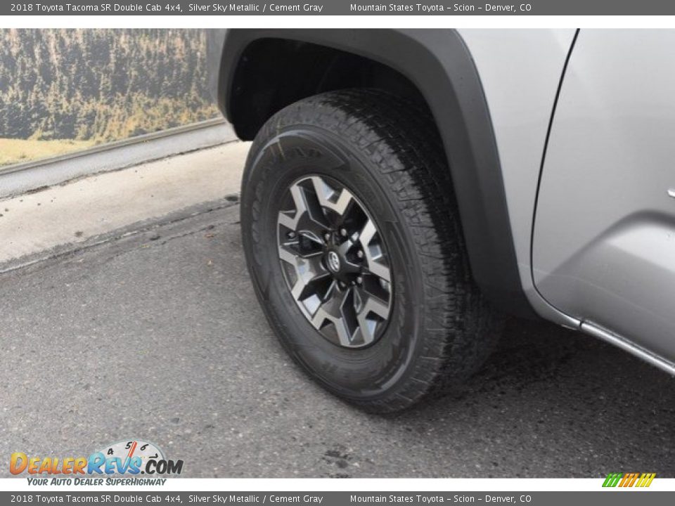 2018 Toyota Tacoma SR Double Cab 4x4 Silver Sky Metallic / Cement Gray Photo #32