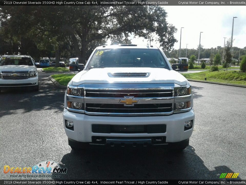 2019 Chevrolet Silverado 3500HD High Country Crew Cab 4x4 Iridescent Pearl Tricoat / High Country Saddle Photo #8