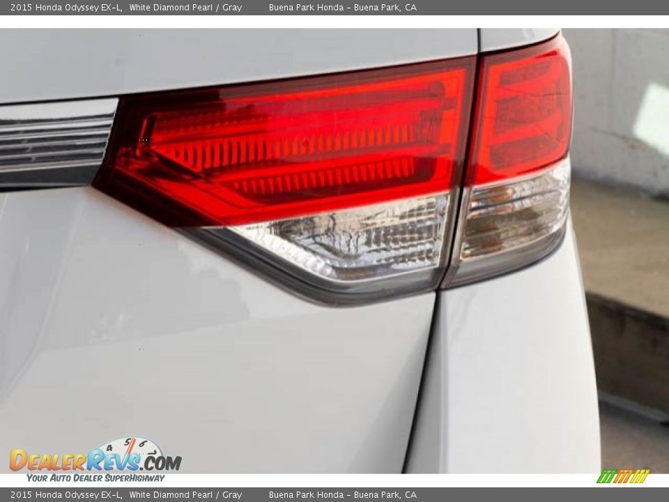 2015 Honda Odyssey EX-L White Diamond Pearl / Gray Photo #12