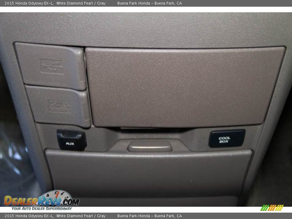 2015 Honda Odyssey EX-L White Diamond Pearl / Gray Photo #15